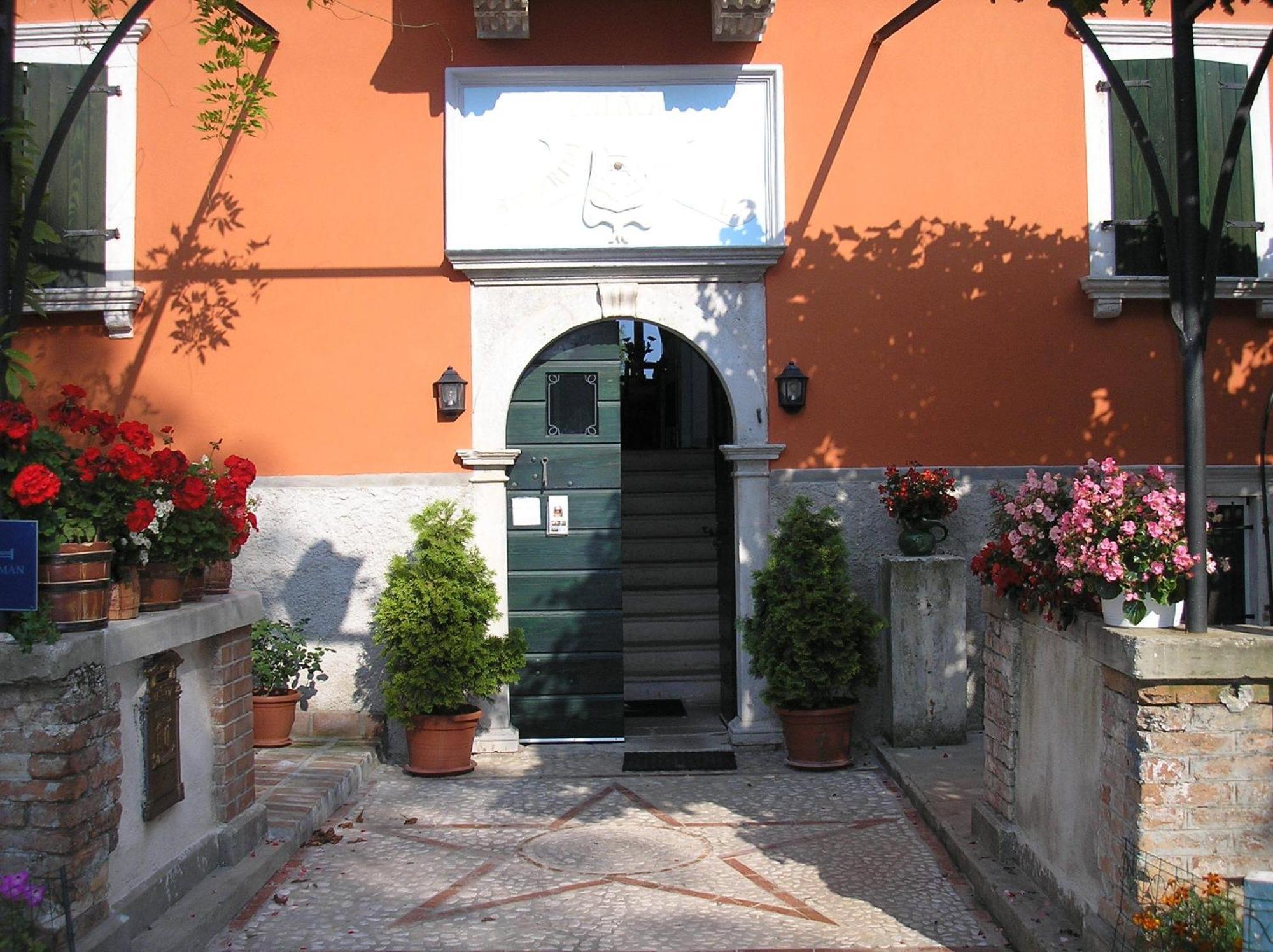 Apartments Lazzarini Battiala Nedescina Exterior photo